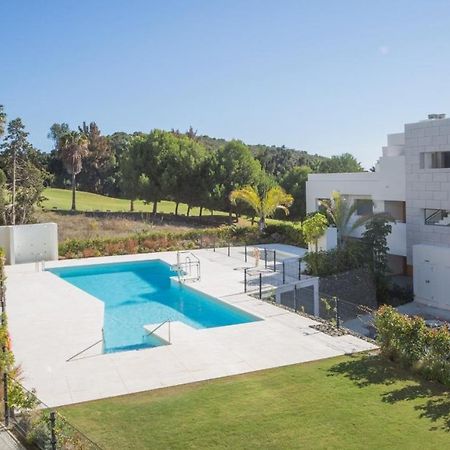 Cg7 Casares Green Exterior photo
